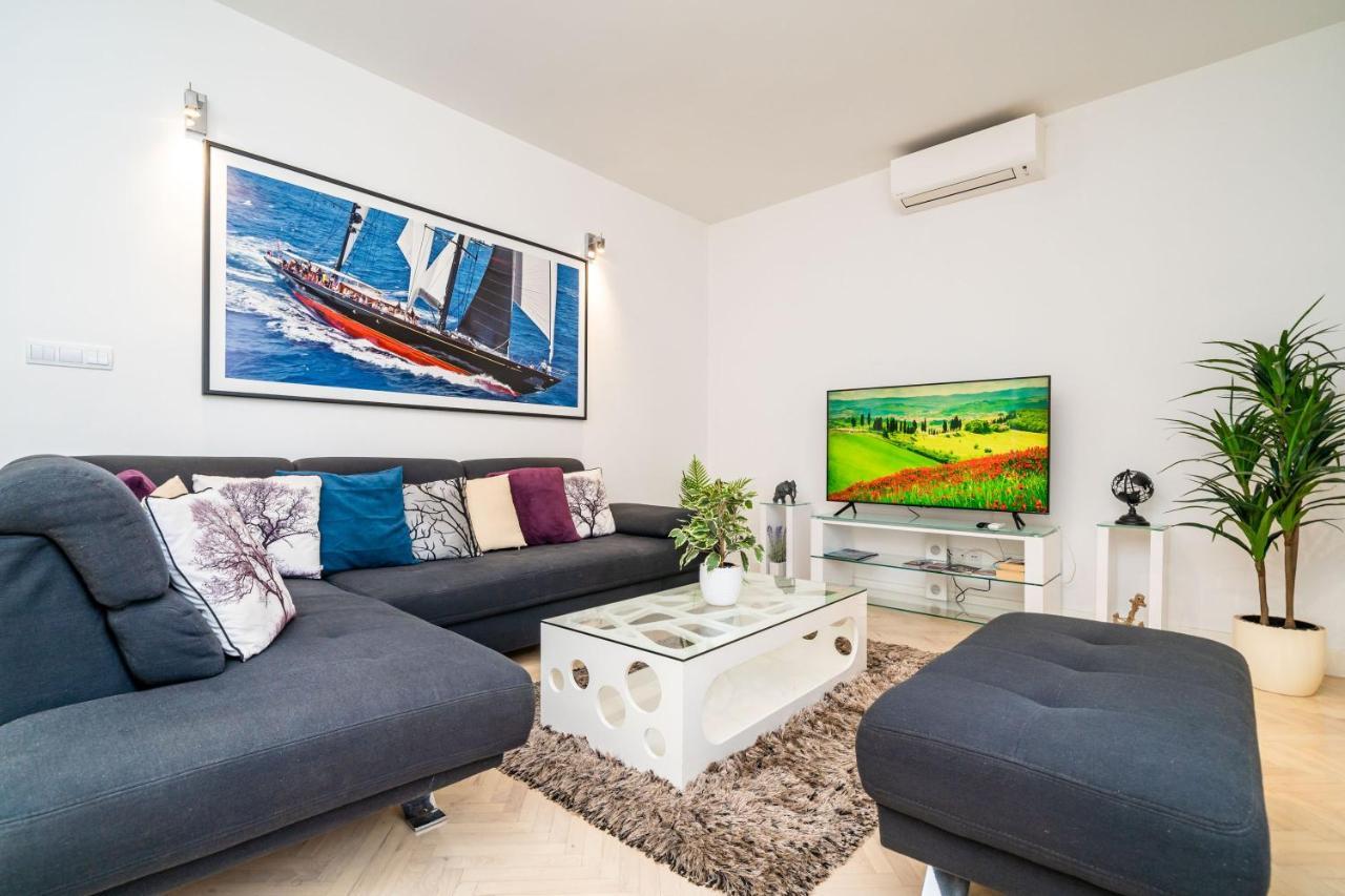 Holiday Home King ดูบรอฟนิก ภายนอก รูปภาพ